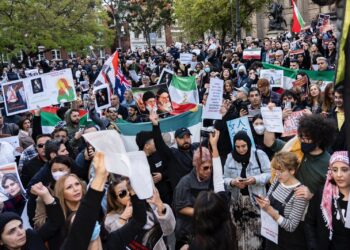 Iran Executes Three Men Over Involvement in Anti-Government Protests