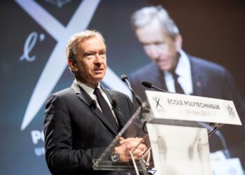 Bernard Arnault’s Net Worth Drops by $11 Billion as LVMH Stocks Plummet