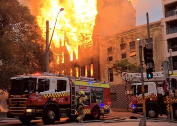 Massive Fire Engulfs Central Sydney Building, Threatens Neighboring Structures
