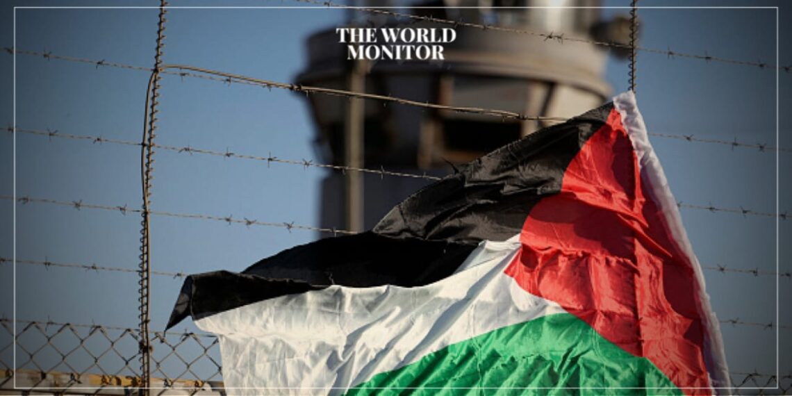 1,000 Palestinian Prisoners in Israeli Jails on Hunger Strike