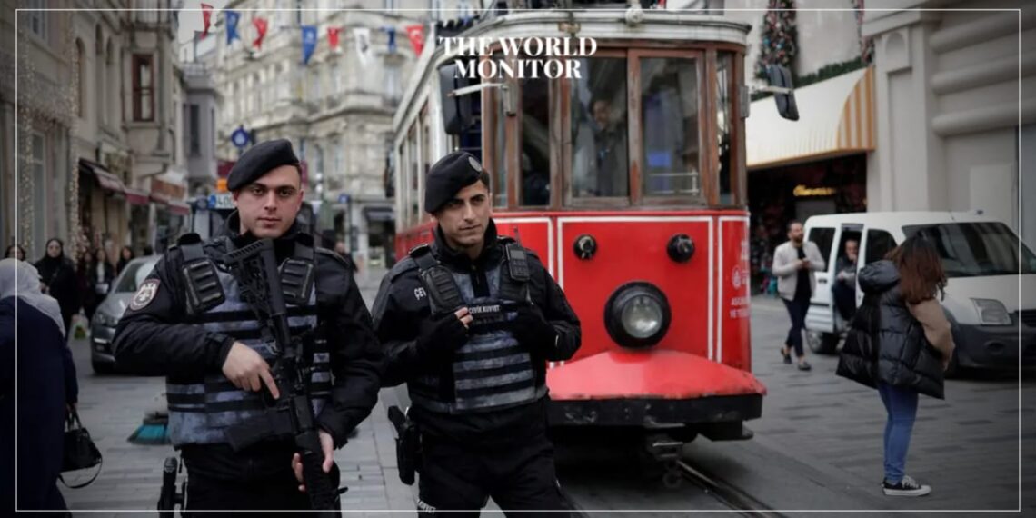 Turkey Arrests 10 Suspected ISIS Members