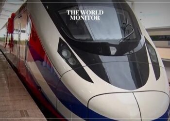 China Launches First Cross-Sea Bullet Train Line