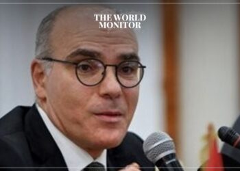 Tunisian Minister of Foreign Affairs, Migration, and Tunisians Abroad, Nabil Ammar, and the European Commissioner in charge of