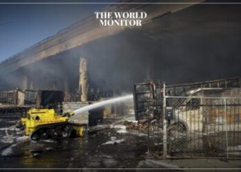 Fire Closes Major Highway in Los Angeles