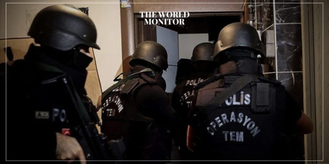 Turkey Arrests 32 Suspects Including 3 ISIS Leaders