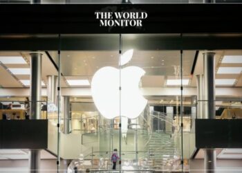 Apple Settles $500 Million Lawsuit Over "Batterygate" Scandal