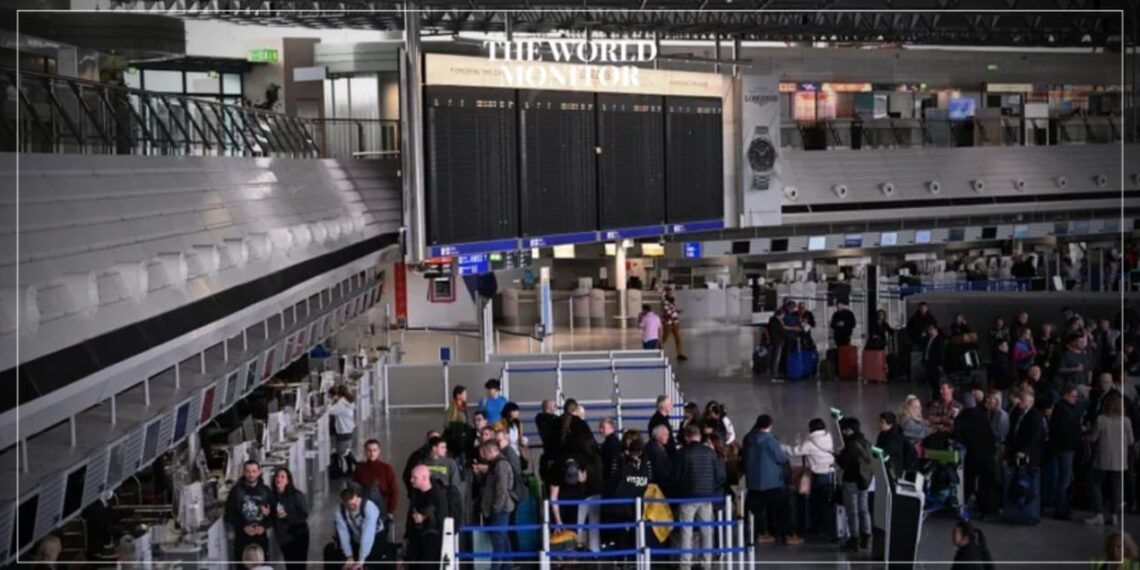 German Farmers Block Frankfurt Airport