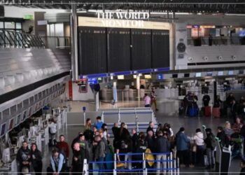 German Farmers Block Frankfurt Airport