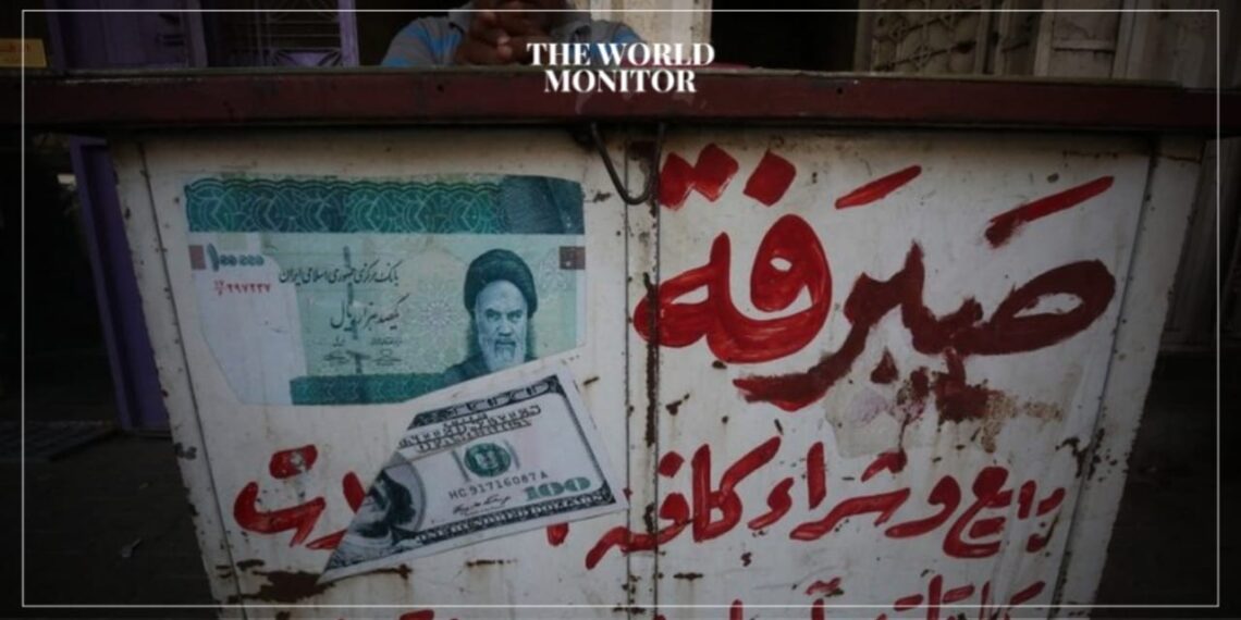 Iraq Bans 8 Local Banks from US Dollar Transactions