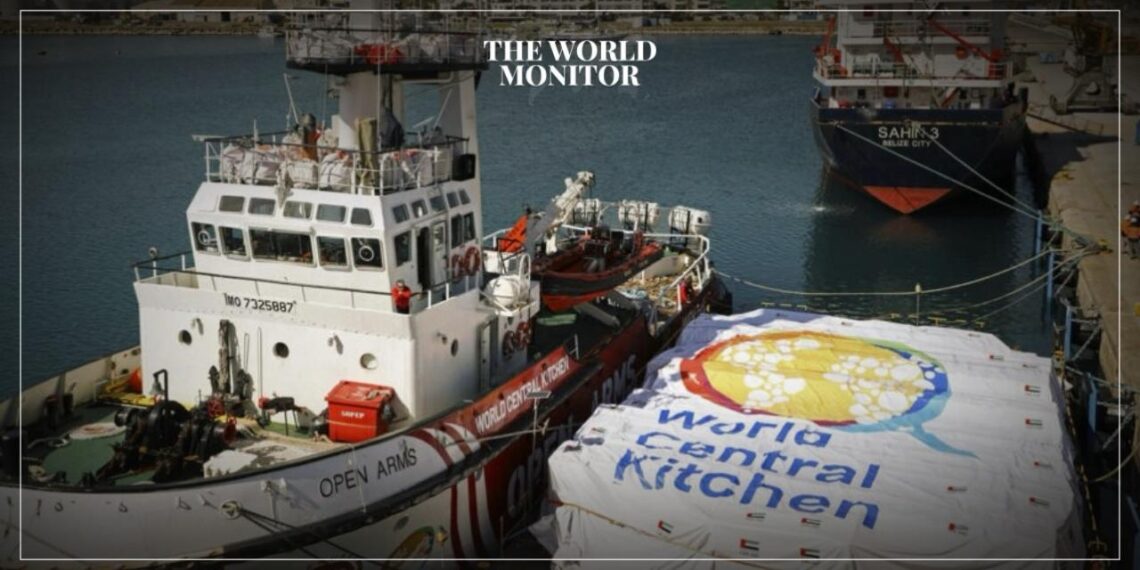 Ship Delivers Aid to Gaza
