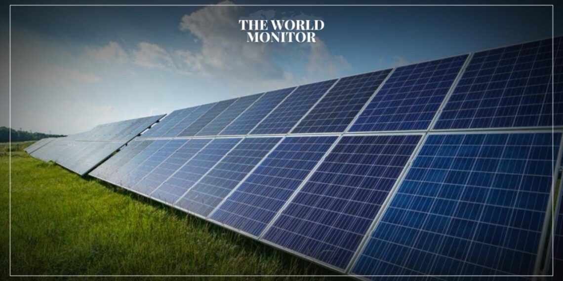 Ahmed Lamlas, the Yemeni Minister of State and Governor of Aden has officially inaugurated the phased activation of the solar power station