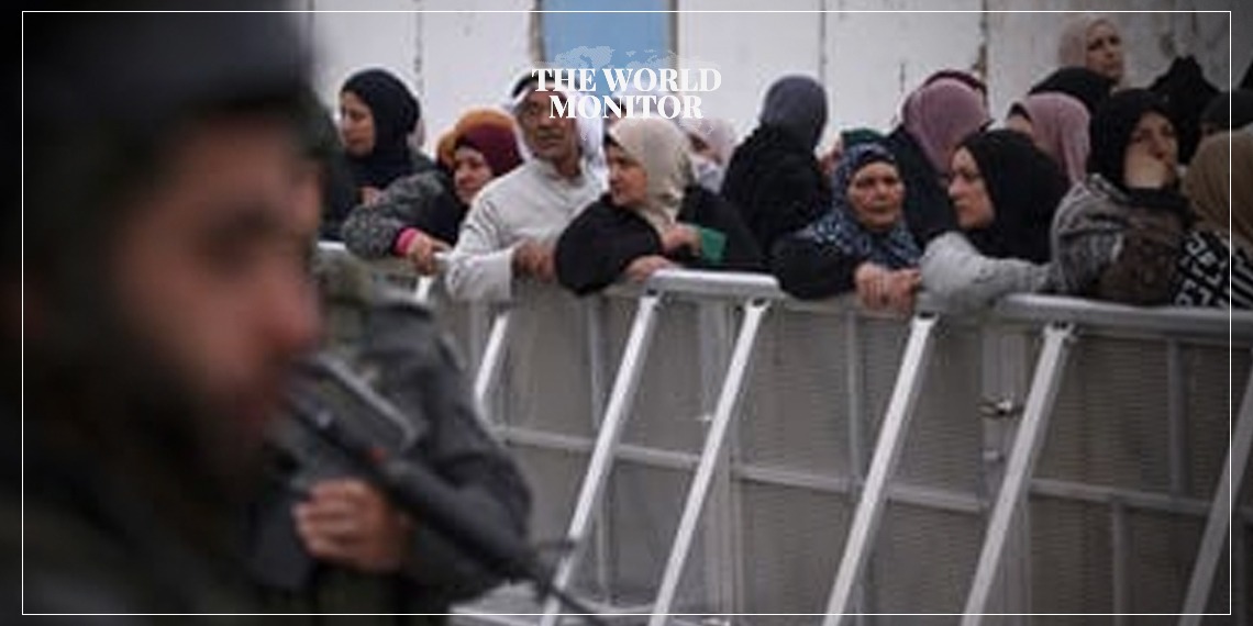 Israeli Forces Attack Palestinian Worshippers in Al Aqsa Mosque