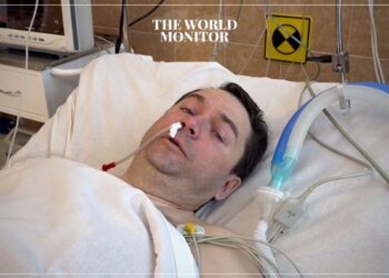 Man Stabs Governor of Russian Region with Knife