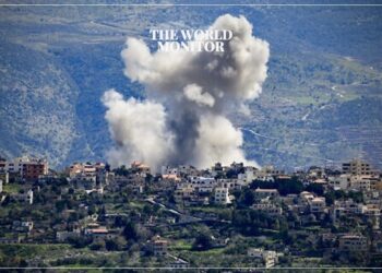 Israeli Airstrikes Target Hezbollah Buildings in Southern Lebanon