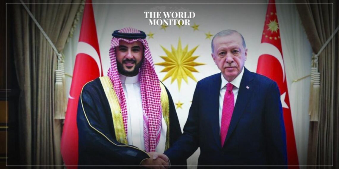 Saudi Arabia & Turkey Discuss Defense Cooperation
