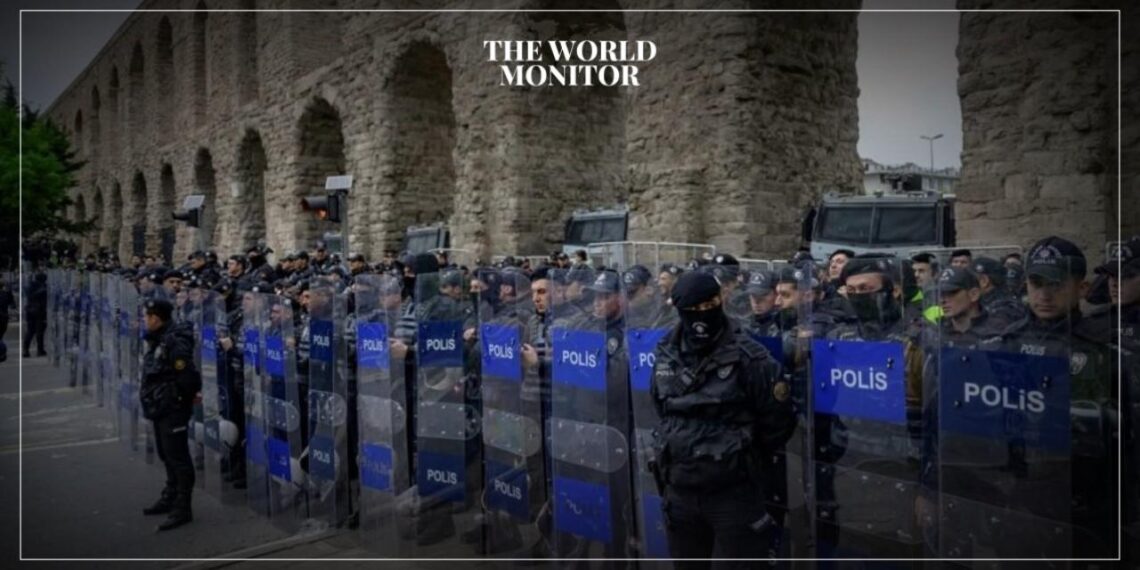 Turkey Detains 474 After Anti-Syrian Riots Erupt