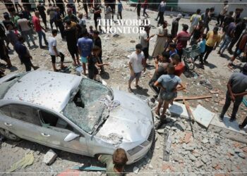 30 Killed in Israeli Airstrike on Gaza School