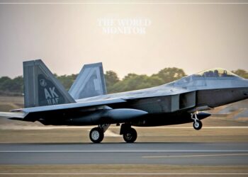 US Deploys F-22 Raptors to Middle East