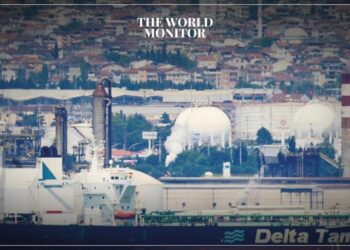 Oil Tanker in Red Sea Poses Environmental Threat