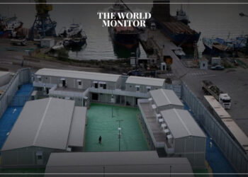 Italian Navy Ship Transfers Migrants to Albania